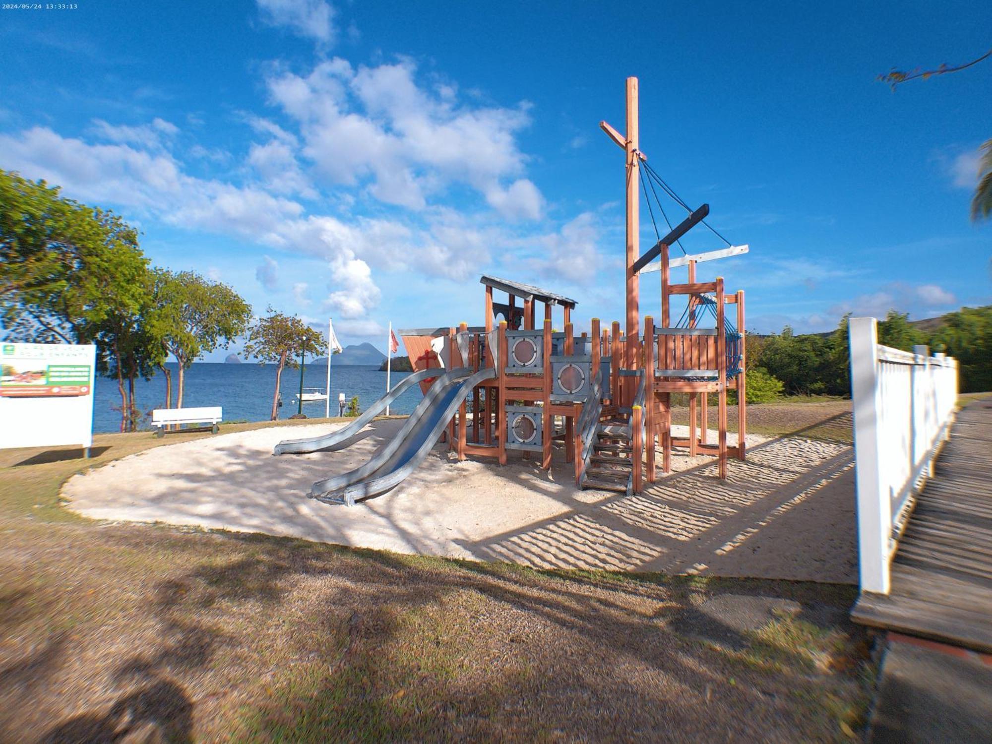 Dans Village Pierre & Vacances - 3 Pieces - Piscine, Plage - Vues Mer, Calme & Spacieux แซ็งต์-ลูซ ภายนอก รูปภาพ